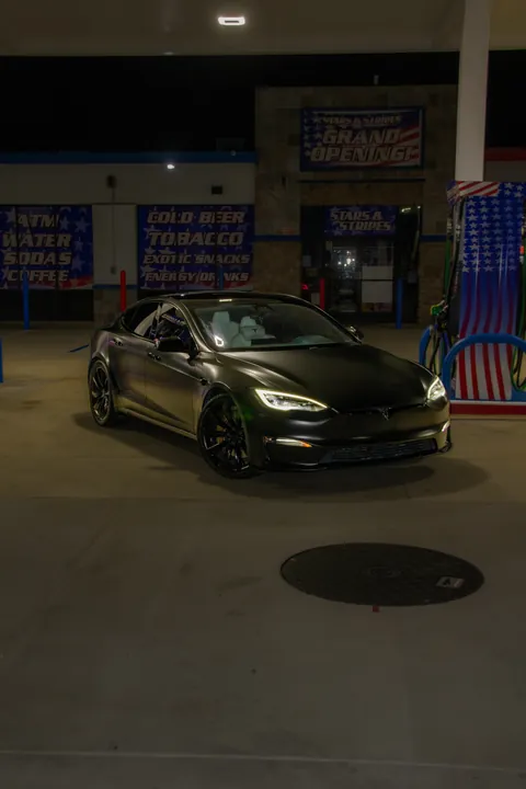 Tesla Model S, Satin black, night shoot